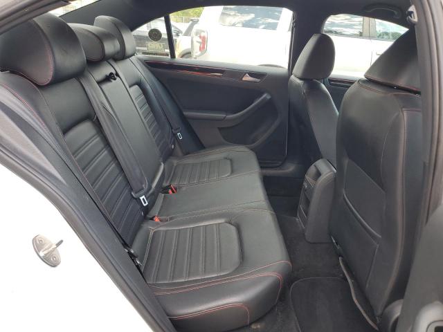 3VW4T7AJ6HM415239 - 2017 VOLKSWAGEN JETTA GLI أبيض صورة 10