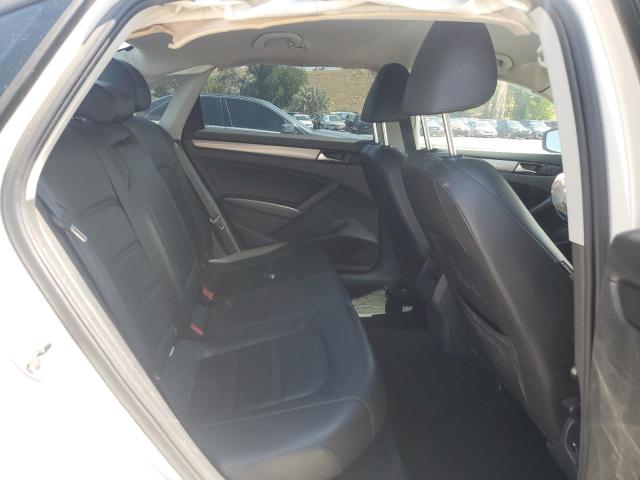 1VWAS7A31EC064213 - 2014 VOLKSWAGEN PASSAT S WHITE photo 10