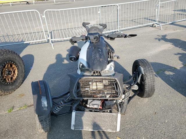 3JB2GEG25LJ004561 - 2020 CANN RYKER RALLY EDITION GRAY photo 2