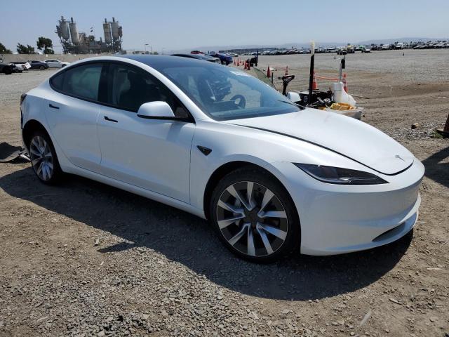 5YJ3E1EA0SF002146 - 2025 TESLA MODEL 3 თეთრი ფოტო 4