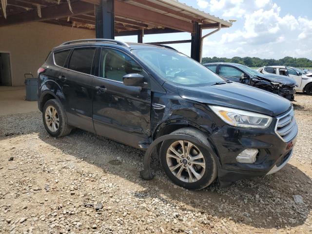 1FMCU0HD5JUC26503 - 2018 FORD ESCAPE SEL BLACK photo 4