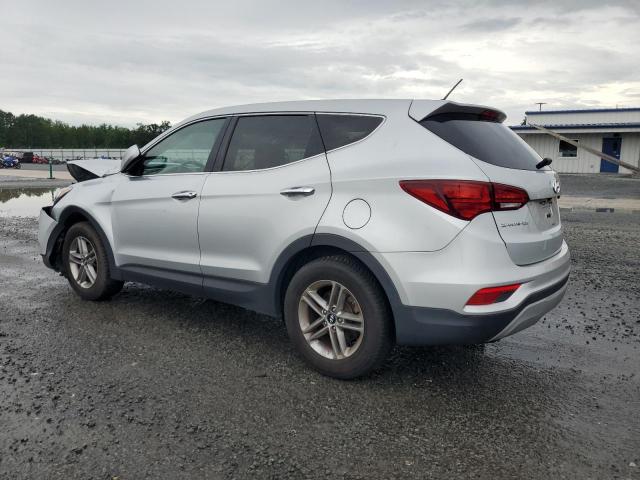 5XYZTDLB0JG572877 - 2018 HYUNDAI SANTA FE S SILVER photo 2