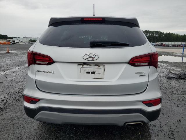 5XYZTDLB0JG572877 - 2018 HYUNDAI SANTA FE S SILVER photo 6
