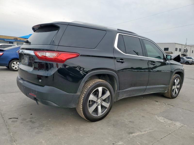 1GNERHKW8JJ102385 - 2018 CHEVROLET TRAVERSE LT შავი ფოტო 3