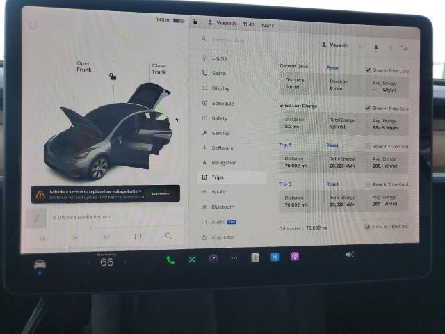 5YJYGDEE9MF190592 - 2021 TESLA MODEL Y GRAY photo 9