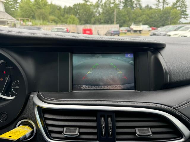 SJKCH5CR9HA026631 - 2017 INFINITI QX30 BASE 黑色 照片 11