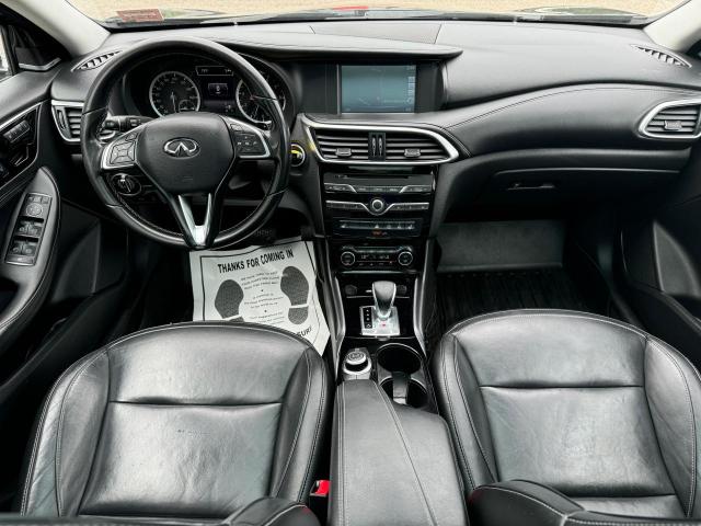 SJKCH5CR9HA026631 - 2017 INFINITI QX30 BASE 黑色 照片 8