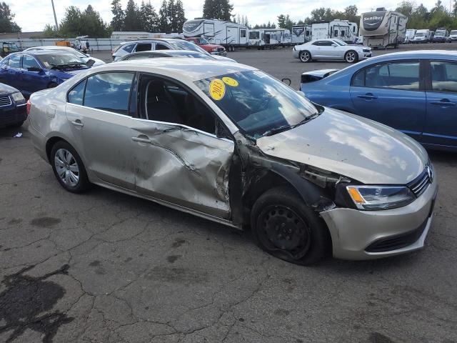 3VWDP7AJXDM247099 - 2013 VOLKSWAGEN JETTA SE SILVER photo 4