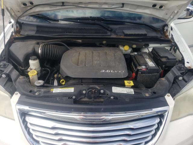 2C4RC1CG5DR511891 - 2013 CHRYSLER TOWN & COU TOURING L WHITE photo 12