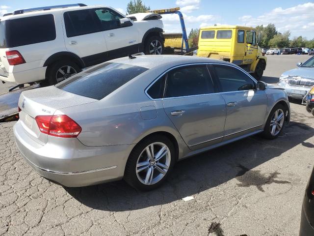 1VWCN7A34EC056042 - 2014 VOLKSWAGEN PASSAT SEL Srebrny zdjęcie 3