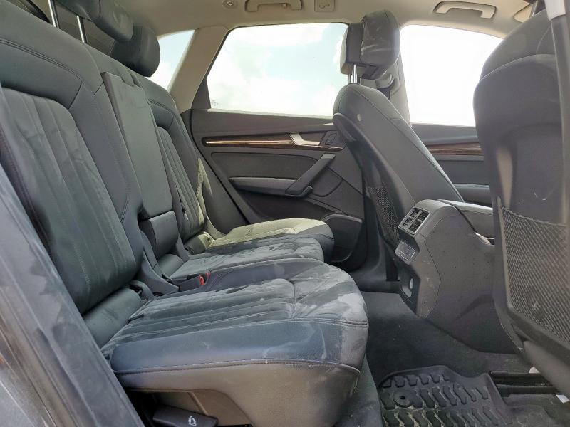 WA1BNAFY7J2079051 - 2018 AUDI Q5 PREMIUM PLUS CHARCOAL photo 11