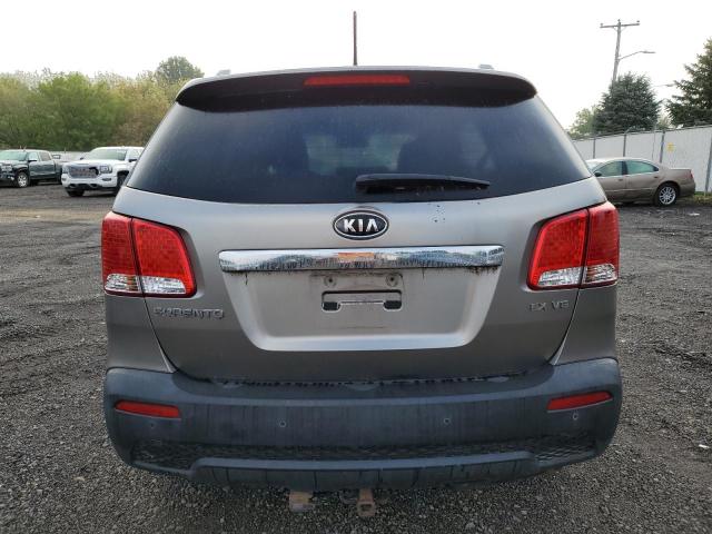 5XYKUDA21BG063836 - 2011 KIA SORENTO EX SILVER photo 6