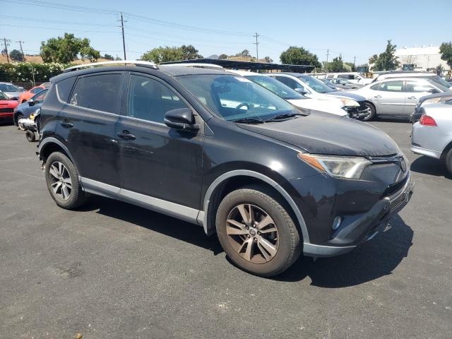 2T3WFREV2GW306818 - 2016 TOYOTA RAV4 XLE Qara foto 4