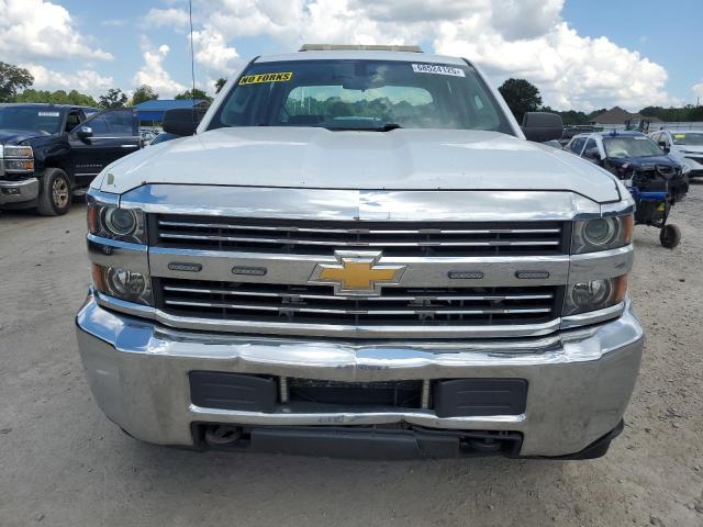 1GC1CUEG4JF258738 - 2018 CHEVROLET SILVERADO C2500 HEAVY DUTY WHITE photo 5