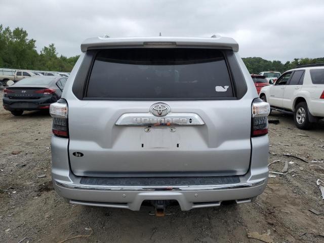 JTEBU5JR2E5202125 - 2014 TOYOTA 4RUNNER SR5 银色 照片 6
