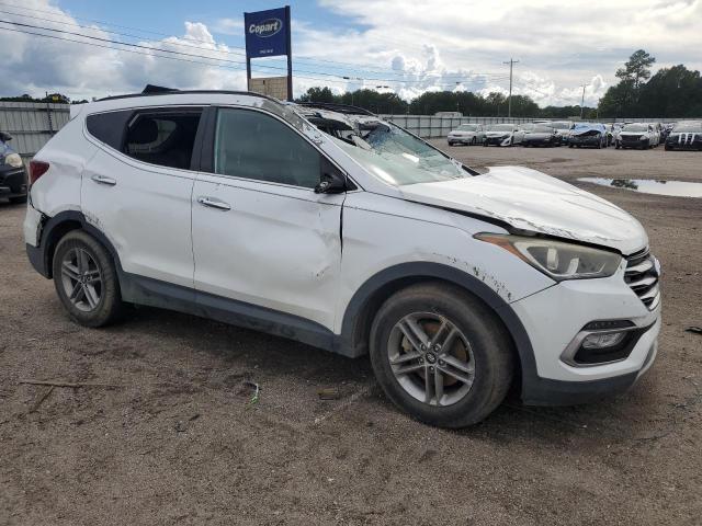 5XYZU3LB9JG518405 - 2018 HYUNDAI SANTA FE S WHITE photo 4