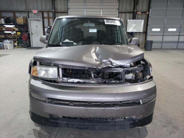 JTLKT324X64088479 - 2006 TOYOTA SCION XB SILVER photo 5