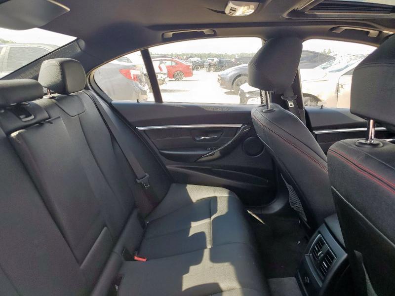 WBA8D9G5XJNU67070 - 2018 BMW 330 XI TAN photo 10