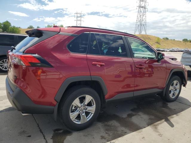 2T3P1RFV7RW478430 - 2024 TOYOTA RAV4 XLE ბურგუნდია ფოტო 3