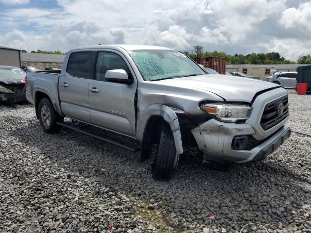 5TFAZ5CN1JX056925 - 2018 TOYOTA TACOMA DOUBLE CAB Gümüş foto 4
