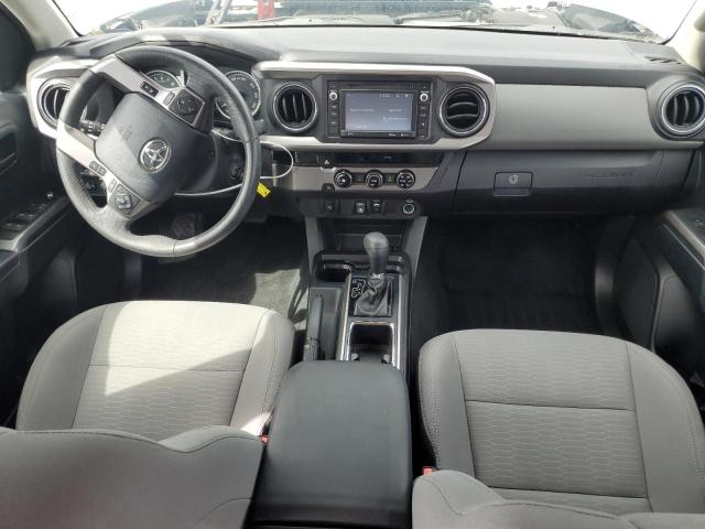 5TFAZ5CN1JX056925 - 2018 TOYOTA TACOMA DOUBLE CAB Gümüş foto 8