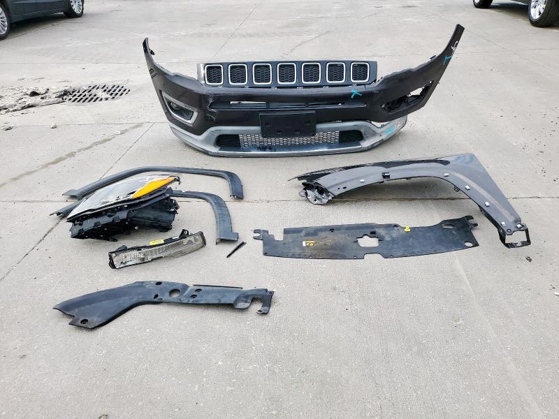 3C4NJDCB3JT115249 - 2018 JEEP COMPASS LIMITED Сірий фото 13