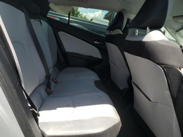 JTDKBRFUXG3007029 - 2016 TOYOTA PRIUS SILVER photo 10