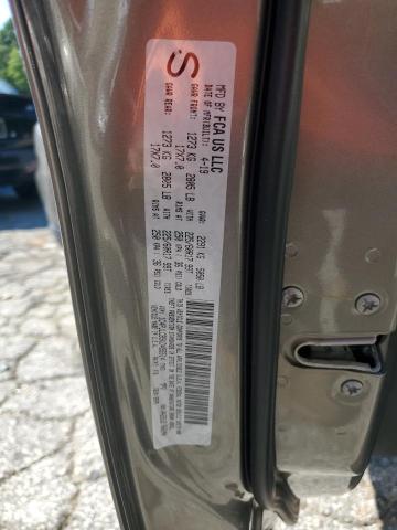 1C4PJLCB5KD455514 - 2019 JEEP CHEROKEE LATITUDE 金色 照片 12