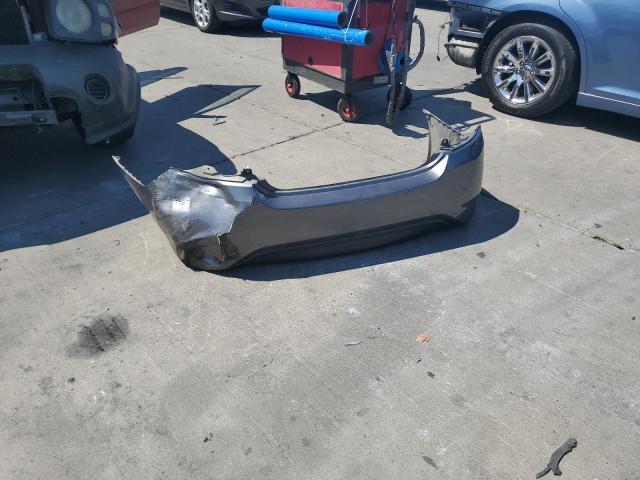 3N1CN7AP6JL872418 - 2018 NISSAN VERSA S 银色 照片 12