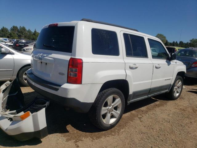 1J4NF1GB7BD176437 - 2011 JEEP PATRIOT SPORT WHITE photo 3