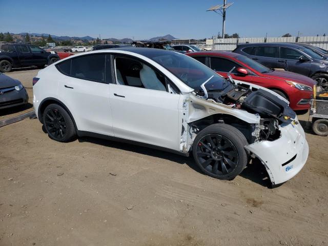 5YJYGDEE2MF122473 - 2021 TESLA MODEL Y 白色 照片 4