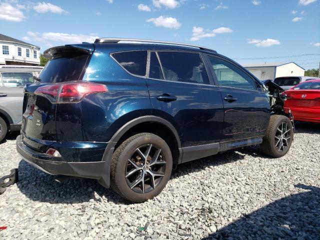 JTMJFREV8JJ187382 - 2018 TOYOTA RAV4 SE ლურჯი ფოტო 3
