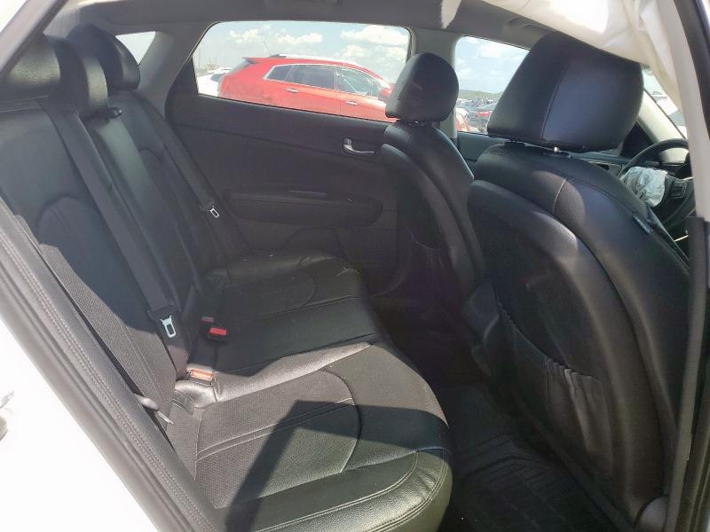 KNAGT4L35J5191371 - 2018 KIA OPTIMA LX 白色 照片 10