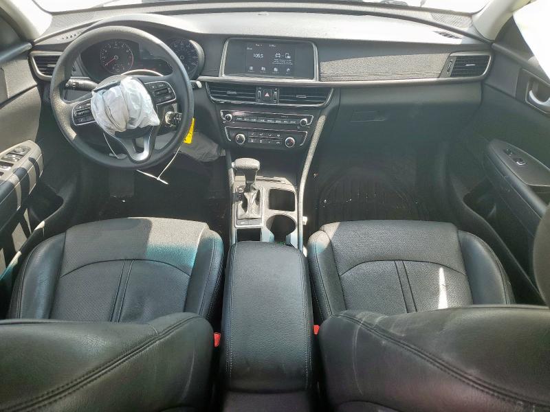 KNAGT4L35J5191371 - 2018 KIA OPTIMA LX 白色 照片 8