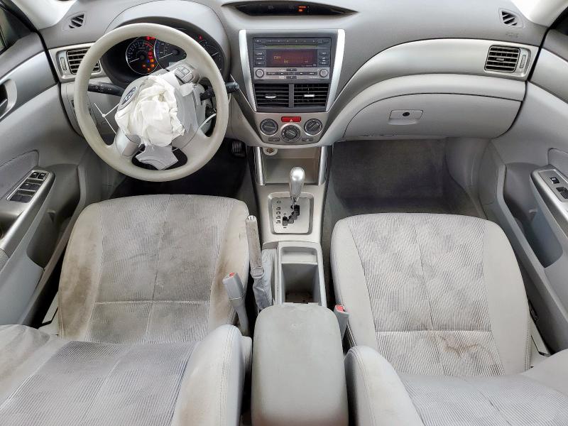 JF2SH6AC8AH745760 - 2010 SUBARU FORESTER 2.5X WHITE photo 8
