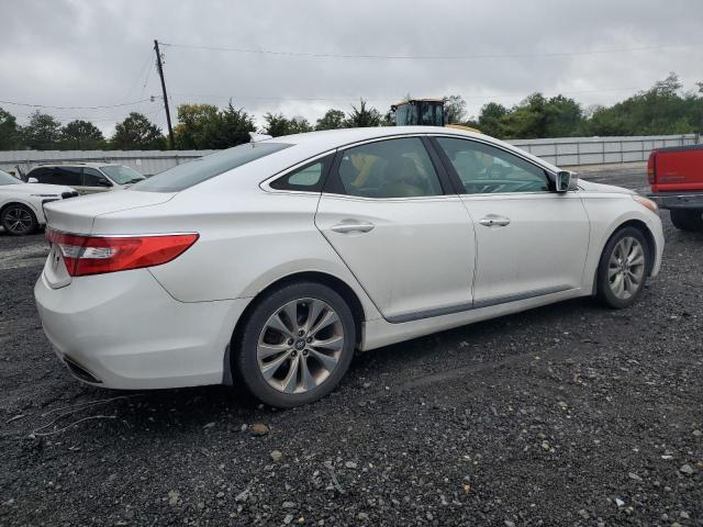 KMHFG4JG3CA136772 - 2012 HYUNDAI AZERA GLS WHITE photo 3