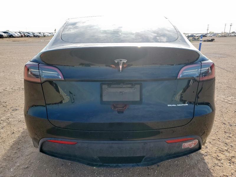 7SAYGDEE3RF065498 - 2024 TESLA MODEL Y 黑色 照片 6