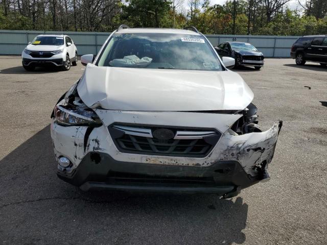 JF2GTAEC3M8257578 - 2021 SUBARU CROSSTREK PREMIUM WHITE photo 5