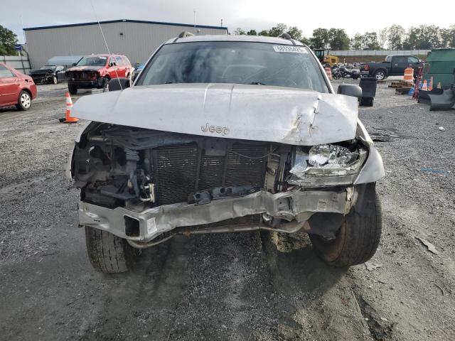 1J4GX48S04C313409 - 2004 JEEP GRAND CHER LAREDO ვერცხლისფერი ფოტო 5