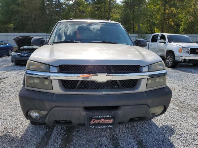 3GNGK22G45G196789 - 2005 CHEVROLET AVALANCHE K2500 GRAY photo 5