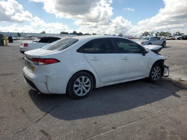 5YFEPRAEXLP143967 - 2020 TOYOTA COROLLA LE Սպիտակ լուսանկար 3