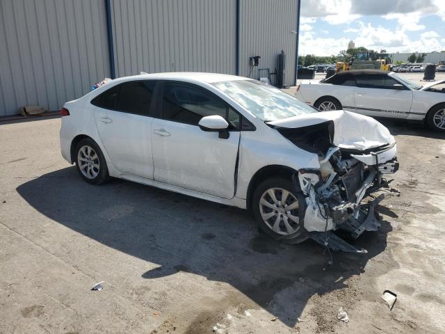 5YFEPRAEXLP143967 - 2020 TOYOTA COROLLA LE Սպիտակ լուսանկար 4