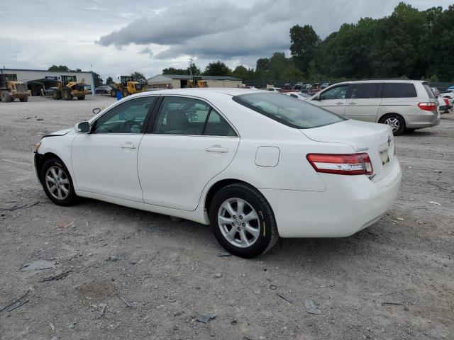 4T4BF3EK9BR202836 - 2011 TOYOTA CAMRY BASE Biały zdjęcie 2