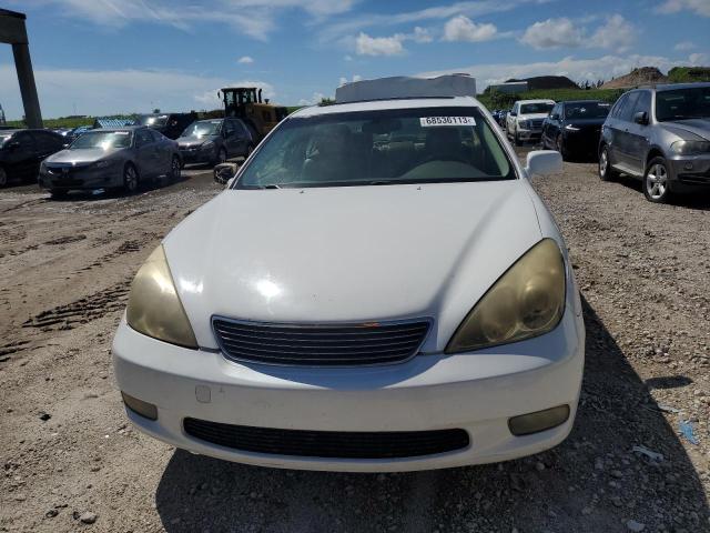 JTHBA30G655130636 - 2005 LEXUS ES 330 WHITE photo 5