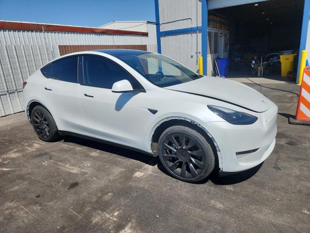 7SAYGDEE9RA216762 - 2024 TESLA MODEL Y თეთრი ფოტო 4