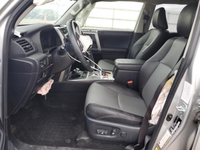 JTEBU5JR9J5497914 - 2018 TOYOTA 4RUNNER SR5/SR5 PREMIUM Silber Foto 7