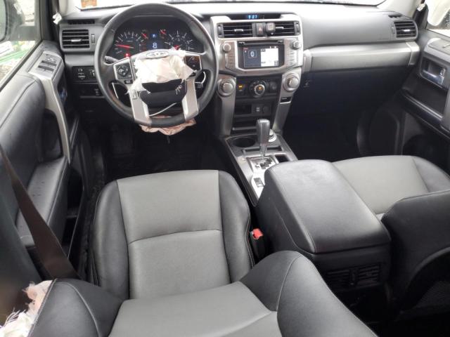 JTEBU5JR9J5497914 - 2018 TOYOTA 4RUNNER SR5/SR5 PREMIUM Silber Foto 8