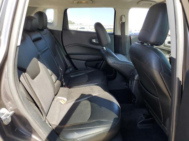 3C4NJCBB5KT658289 - 2019 JEEP COMPASS LATITUDE Szary zdjęcie 11