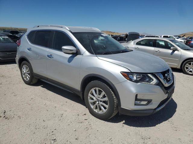 KNMAT2MV4HP502557 - 2017 NISSAN ROGUE S ვერცხლისფერი ფოტო 4