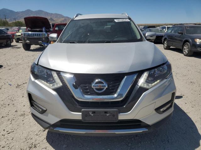 KNMAT2MV4HP502557 - 2017 NISSAN ROGUE S ვერცხლისფერი ფოტო 5